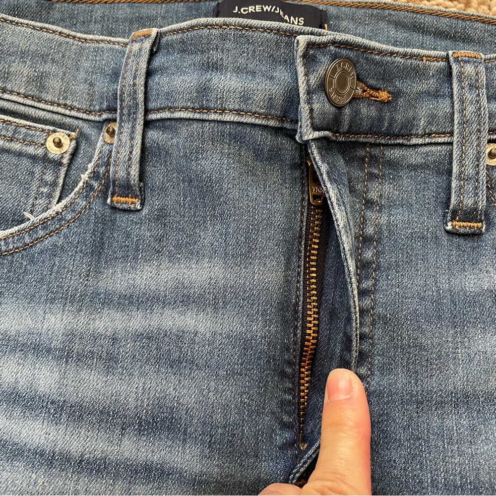 J Crew Vintage Straight Eco Jean in Medium Wash Size 29 - Picture 7 of 16